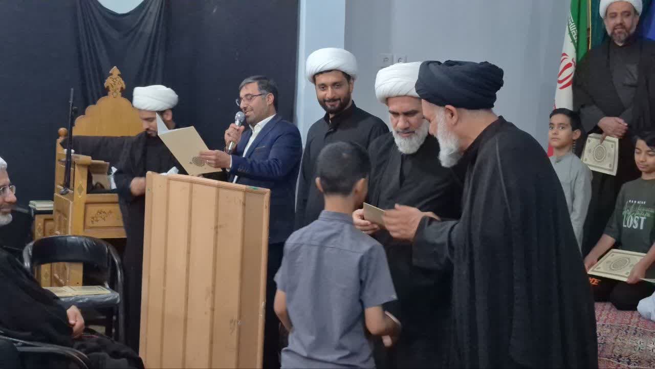 گزارش تصویری | آیین اختتامیه دوره شبانه‌روزی مؤسسه قرآنی مفلحون